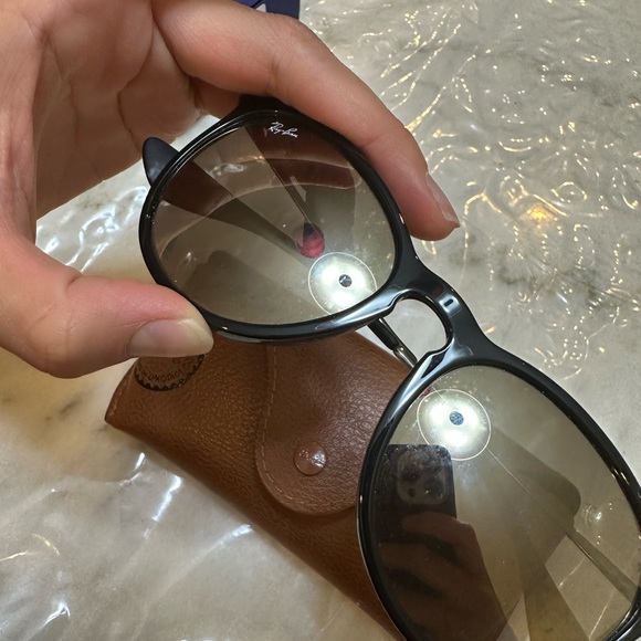 Ray-Ban Accessories - Women's Ray-Ban RB4171F 54mm Erika 601/5A